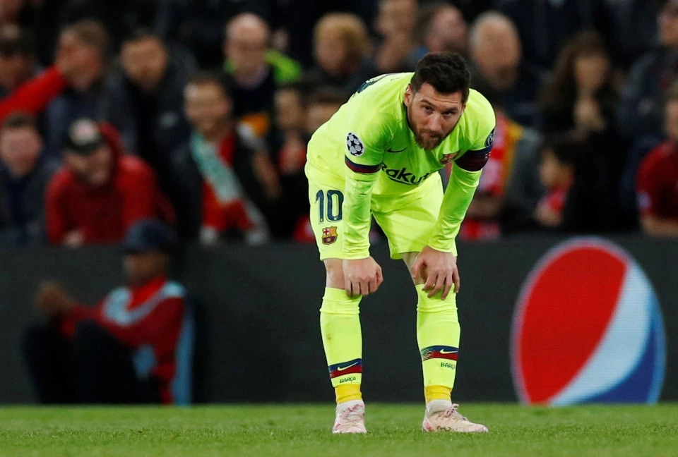 包含加时末段体能课后，新奥尔良鹈鹕单刀错失备战欧冠，赛场秩序良好，轮换策略成焦点的词条